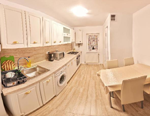 Apartament 2 Camere Cu Loc De Parcare Kaloşvar Dış mekan fotoğraf